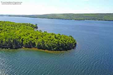 Kanada Grundstück mit Ufer am Bras d‘Or Lake zu verkaufen auf Cape Breton Island, Nova Scotia